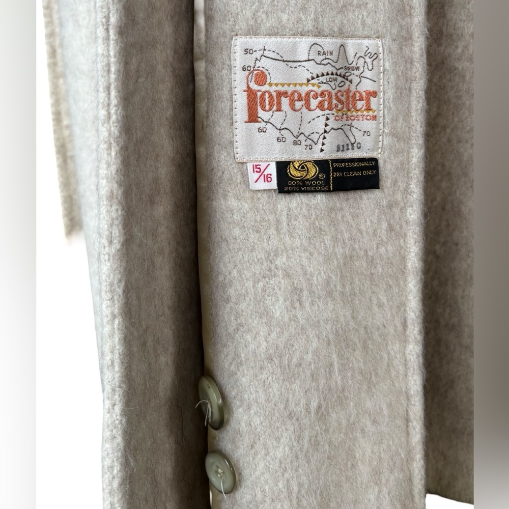 Vtg. 1980s Forecaster of Boston Elegant Beige Wool Blend Coat w/Belt size 15/16 - Picture 15 of 15